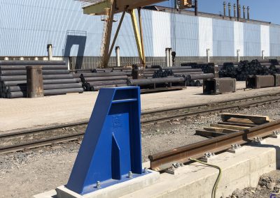 Bumpers for railways, wagons, cranes, travelling carts, trailers, rack chargers, loading platforms, and container tranship centres and ports.